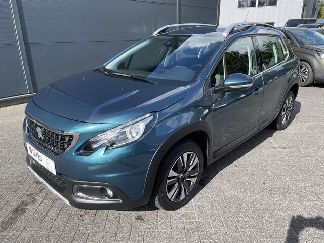 Peugeot 2008 130pk Allure (Navigatie - Automatische Airco - Apple Carplay - Parkeersensoren - Lichtmetalen velgen)