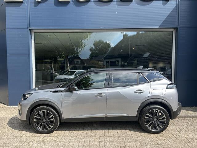 Peugeot 2008 1.2 Hybrid 145 GT ¤ 5500,- DEMO VOORDEEL | Automaat | Navigatie | 360 Graden Camera | 18 Inch Evissa | Keyless Entry | Full LED Verlichting | Zwart Dak | Dode Hoek Detectie | Cruise Control Adaptief | Climate Control | Hoge Zitpositie.