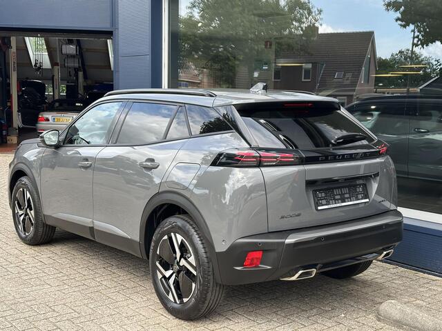 Peugeot 2008 1.2 Hybrid 145 PK Allure ¤ 6500 DEMO VOORDEEL| Automaat | 2025 Auto | Navigatie via Telefoon | Adaptieve Cruise Control | 360 Graden Camera | Parkeersensoren V+A | Hoge Zitpositie | Hybride Elektrisch rijden met Automaat | Climate Control | Stoelverwarmin