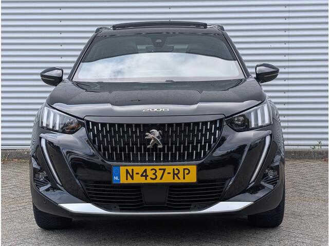 Peugeot 2008 GT 1.2 Turbo 130pk EAT8 | FOCAL HIFI | SCHUIF/KANTELDAK | NAVI | STOELVERW. | CAMERA |
