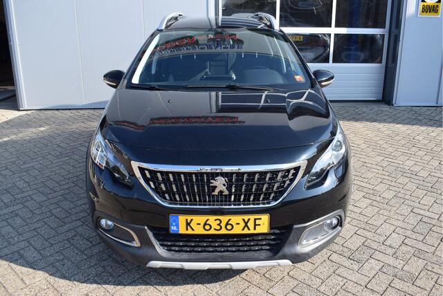 Peugeot 2008 1.2 PureTech Allure | 110PK | Trekhaak | Camera | Climate Control