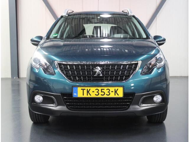 Peugeot 2008 1.2 110PK Blue Lion | AppleCarPlay/AndroidAuto | Airco | Armsteun | Navigatie | Parkeersensoren | Cruise Controle | Isofix | GOED onderhouden | DAB Radio |