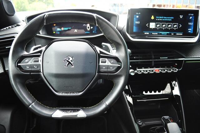 Peugeot 2008 1.2 GT Aut. 150Pk leer schd adapcrc mass ind laden