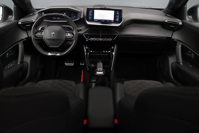 Peugeot 2008 1.2 PureTech GT Pack Aut8 | Adpatieve Cruise Control | Panoramadak | Focal Sound System | Sfeerverlichting | Camera | Keyless Go | 3D-Display | Stoelverwarming | Full Led |
