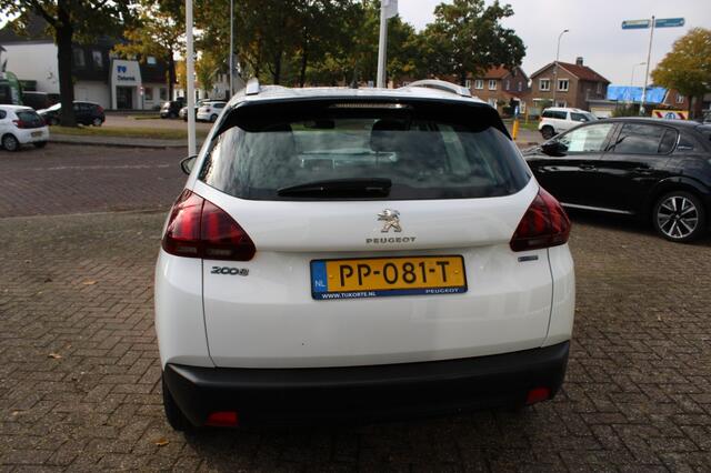 Peugeot 2008 1.2 PureT. Blue Lion