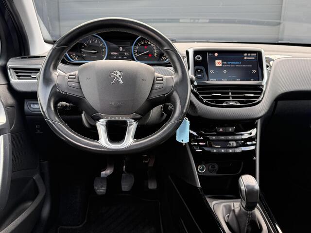 Peugeot 2008 1.2 PureTech Allure 2e Eigenaar,Navi,Pano,Camera,Clima,Cruise,PDC,Trekhaak,Apple Carplay,N.A.P,APK tot 05-2026