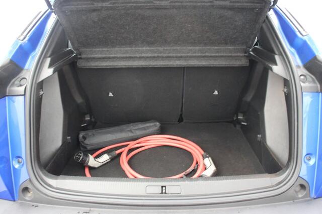 Peugeot 2008 EV Active 50 kWh - Carplay, Navi, Cruise