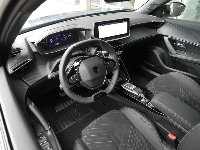 Peugeot 2008 1.2 Hybrid 145 GT | Nieuwe auto | Alcantara bekleding | Stoelverwaming en massage | Camera voor en achter | Adaptive cruise control | Climate control | Full led | Draadloze telfoonoplader