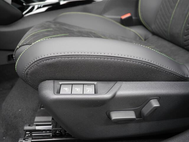 Peugeot 2008 1.2 Hybrid 145 GT | Nieuwe auto | Alcantara bekleding | Stoelverwaming en massage | Camera voor en achter | Adaptive cruise control | Climate control | Full led | Draadloze telfoonoplader