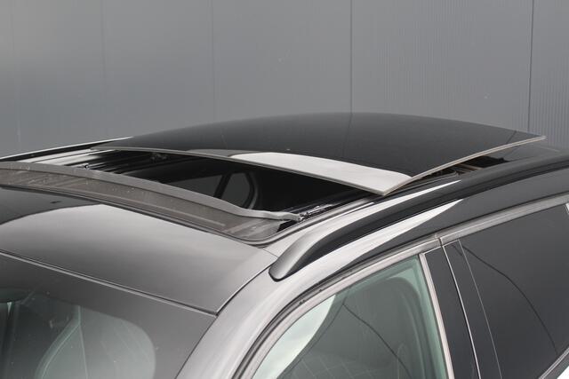 Peugeot 2008 1.2 GT Pack Automaat | incl. 12 maanden garantie | Trekhaak | LED | 18" velgen | DAB+ | Focal Audio System | Keyless entry + start | Grootlicht assist | Sfeerverlichting | Stoelverwarming | Adaptive cruise control | Schakelflippers | Lane assist | Panoram