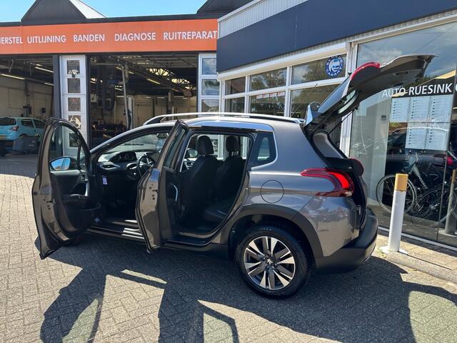 Peugeot 2008 1.2 PURETECH ALLURE