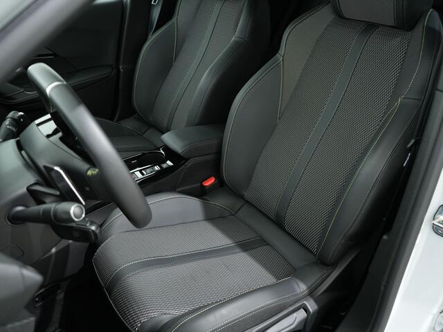 Peugeot 2008 1.2 HYBRID 145PK GT E-DCS6 | Navi | Pack Drive Assist Plus | Camera