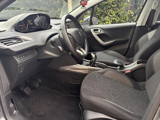 Peugeot 2008 1.2 PureTech Allure / NAVI / CRUISE / AIRCO ECC / 139dkm!