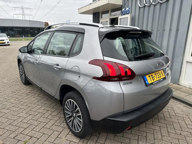 Peugeot 2008 1.2 PureTech Blue Lion