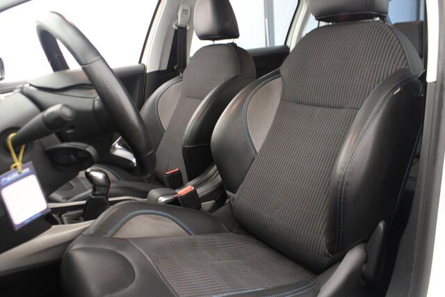 Peugeot 2008 1.2 PureTech Urban Cross