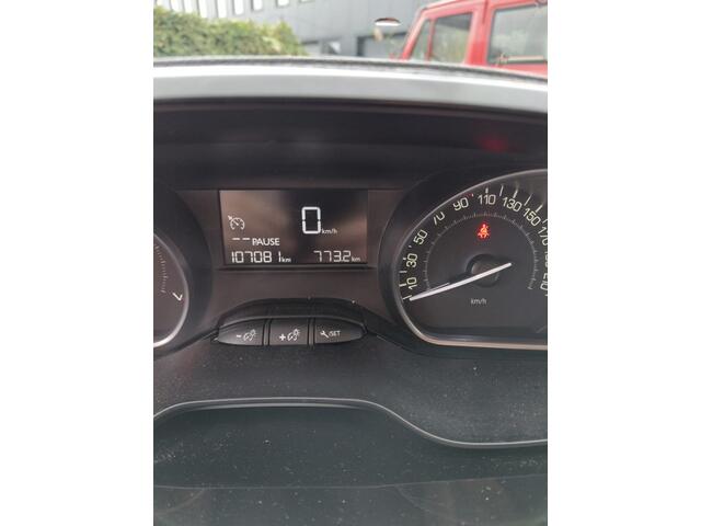 Peugeot 2008 1.2 PureTech Active