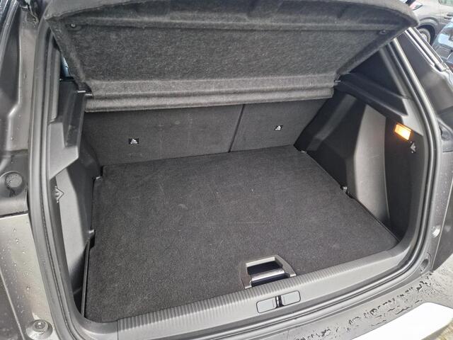 Peugeot 2008 1.2T 130pk Allure Pack | Climate & Adaptive Cruise Control | 3D-Cockpit | Stoelverwarming | Achteruitrijd Camera |