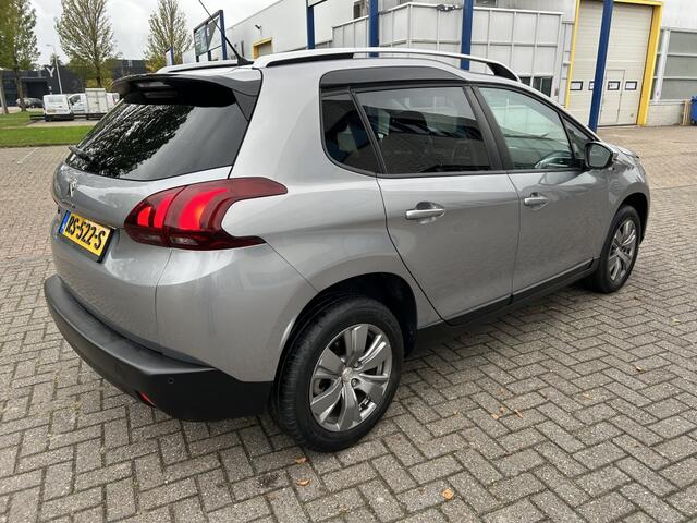 Peugeot 2008 1.2 VTI Style CRUISE PDC NAVI LED LMV.
