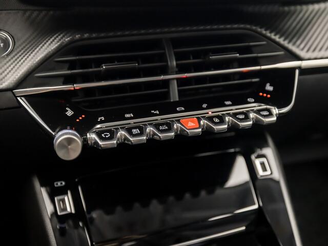 Peugeot 2008 1.2 PureTech Allure Sport (VIRTUAL COCKPIT, APPLE CARPLAY, GROOT NAVI, LEDER, STOELVERWARMING, 360 CAMERA, SPORTSTOELEN, GETINT GLAS, KEYLESS, NIEUWSTAAT)