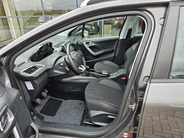 Peugeot 2008 1.2 PureTech Blue Lion