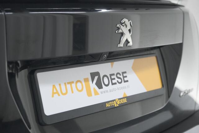 Peugeot 2008 PureTech 130 GT-Line | Camera | Adaptieve Cruise Control | Allseason Banden | Navigatie