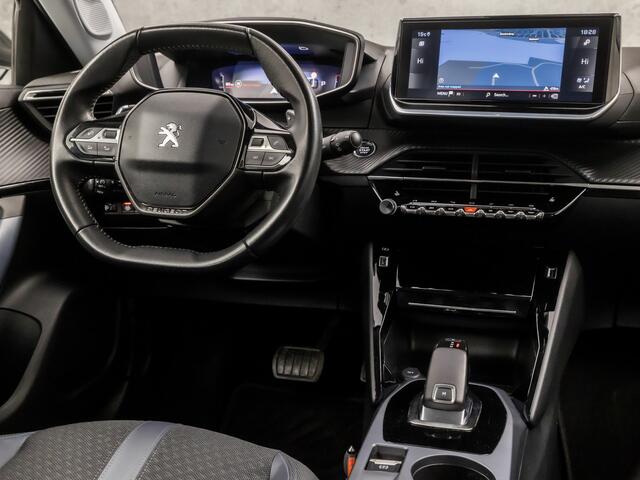 Peugeot 2008 1.2 PureTech Allure Sport Automaat (VIRTUAL COCKPIT, APPLE CARPLAY, GROOT NAVI, LEDER, STOELVERWARMING, 360 CAMERA, LED KOPLAMPEN, LM VELGEN, KEYLESS, NIEUWSTAAT)