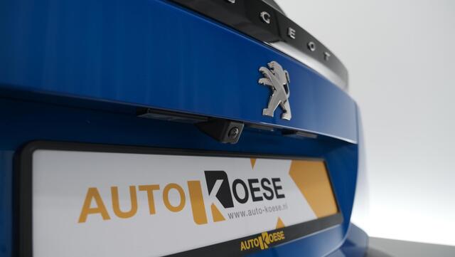 Peugeot 2008 PureTech 130 Allure | Trekhaak | Camera | Apple Carplay | Stoelverwarming | Parkeersensoren