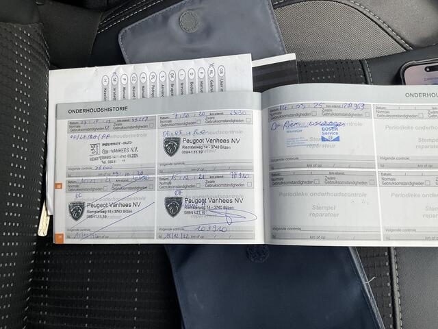 Peugeot 2008 1.2 PureTech Allure Trekhaak Nav/Cam Cruise Led Pano.Verlichting Carplay Voll.Onderhouden!