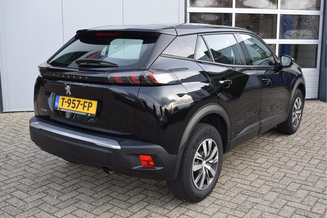 Peugeot 2008 1.2 PureTech Active Pack | NL-Auto | 100PK | Parkeersensoren