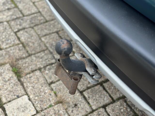 Peugeot 2008 1.2 PureTech Allure Nieuwe DB-riem '' Trekhaak - Camera - Infotainmentsystem ''