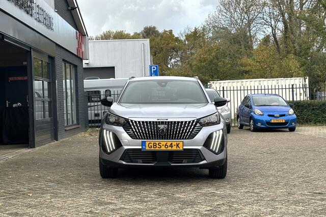 Peugeot 2008 1.2 PureTech 100 Allure - Zwarte hemel - Wireless carplay