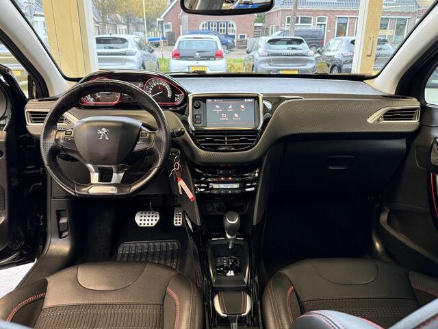 Peugeot 2008 1.2 PureTech GT-line | Panorama Dak | Afneembare Trekhaak | Stoelverwarming | Climate & Cruise Control | Achteruitrijd Camera |