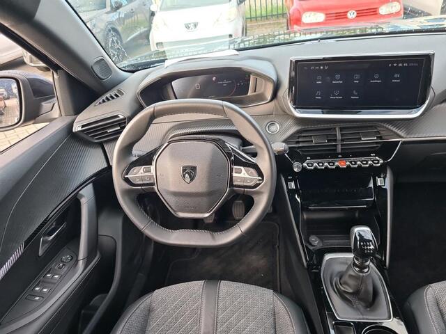 Peugeot 2008 1.2 PureTech 100 Allure Keyless entry | Afn. Trekhaak