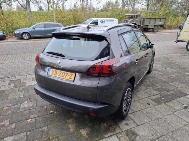 Peugeot 2008 1.2 PureT. Blue Lion