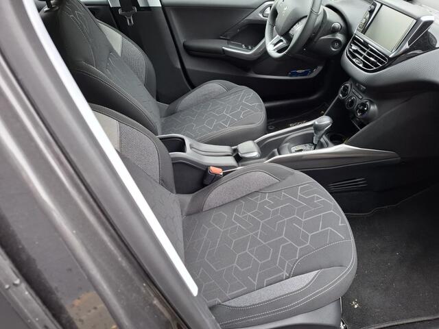 Peugeot 2008 1.2 PureT. Blue Lion