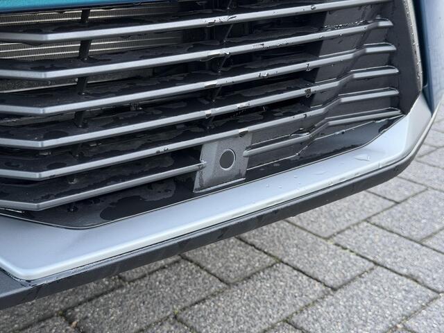 Peugeot 2008 GT 1.2 Hybrid 145PK e-DCS6 Automaat Navigatie, Achteruitrijcamera, Keyless, Apple Carplay, Android Auto, Full Led Koplampen