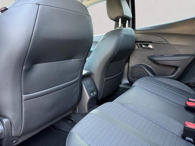 Peugeot 2008 1.2 Allure | 360° camera| Navigatie | Cruise control |