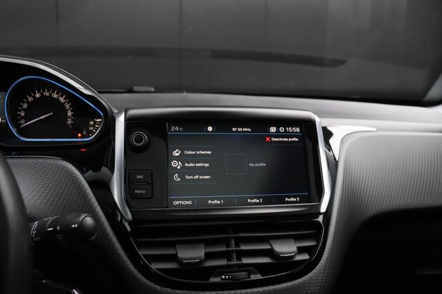 Peugeot 2008 1.2 PureTech Allure | PANODAK | TREKHAAK | CAMERA | NAVI | CRUISE |