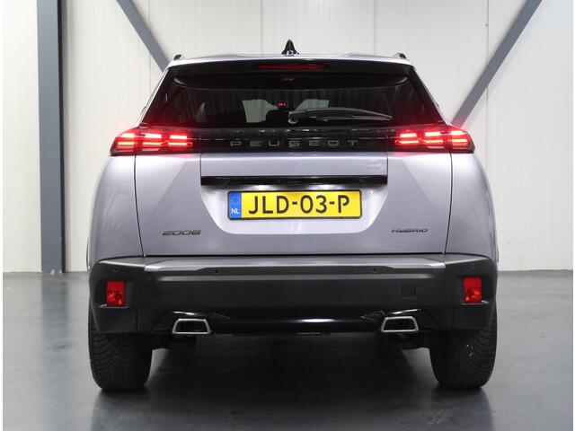 Peugeot 2008 1.2 Hybrid 136PK Allure | 1ste eigenaar | AppleCarplay/Android Auto | 17"LMV | 360'Camera | AUTOMAAT | Keyless | Navigatie | Adaptive Cruise Control | Climate Control | FULL LED | Isofix | Privacy Glass |
