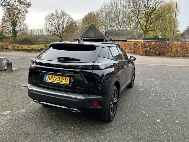 Peugeot 2008 1.2 Hybrid 145 Allure