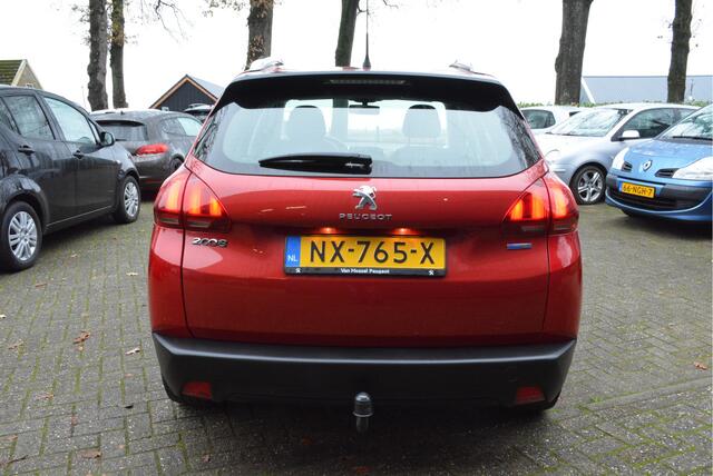 Peugeot 2008 1.2 PureTech Blue Lion Trekhaak Airco Navigatie