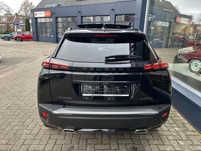 Peugeot 2008 1.2 Hybrid 145 PK GT | Automaat Hybride | VOORRAAD DEAL met ¤7.000 Korting | Panorama Schuif-/Kanteldak | Navigatie | 360 Graden Camera | Keyless Entry | Full LED Verlichting | Zwart Dak | Climate Control | 18" Lichtmetalen Velgen Evissa | Sportstoelen | 