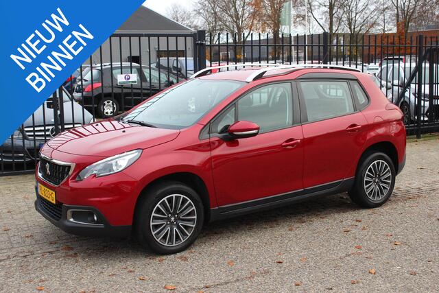 Peugeot 2008 1.2 PureTech Blue Lion, Navigatie!