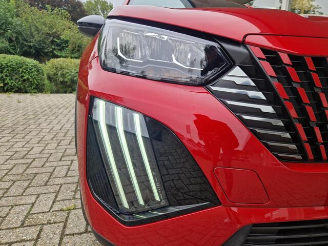Peugeot 2008 1.2T 130pk Automaat Allure | Navigatie | Climate & Cruise Control | Achteruitrijdcamera | LMV |
