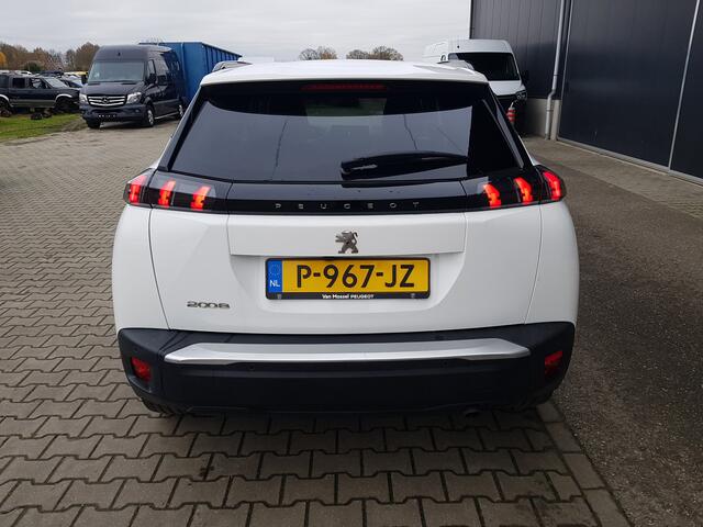 Peugeot 2008 1.2 PureTech Allure Pack