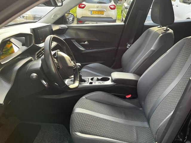 Peugeot 2008 Allure 1.2 Turbo 100pk | i-COCKPIT® | STOELVERW. | CAMERA | APPLE CARPLAY / ANDROID AUTO | CLIMA | DAB+