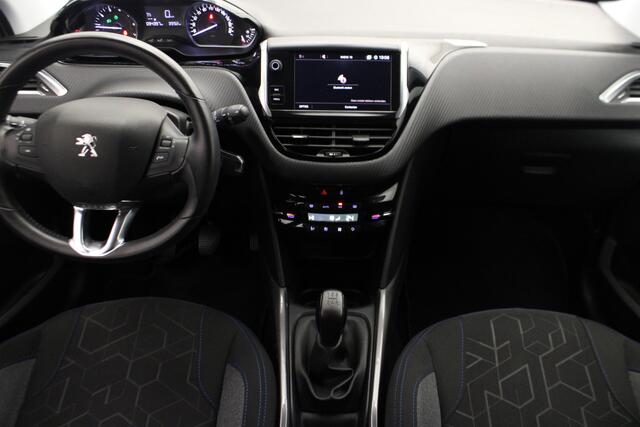 Peugeot 2008 1.2 PureTech Allure |Navi|