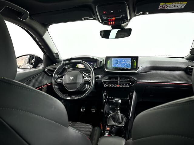 Peugeot 2008 1.2 PureTech GT | 130PK | Panoramadak | Parkeercamera | Stoelverwarming