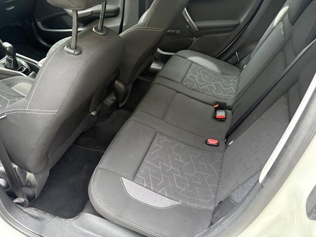 Peugeot 2008 1.2 PureTech Active / AIRCO / NAVI / CRUISE / 153dkm! NAP!