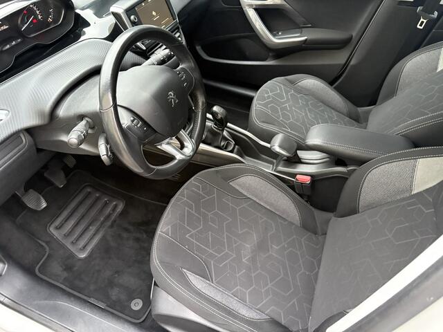 Peugeot 2008 1.2 PureTech Active / AIRCO / NAVI / CRUISE / 153dkm! NAP!